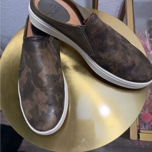 SOFFT Women's Somers III Slide Camo Slip-On Leather Sneaker Mule